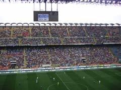 La tribuna est