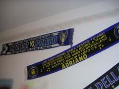 Sciarpa di Inter-Porto e di Adriano!
