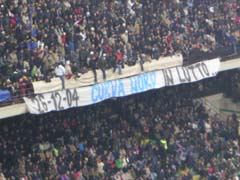 La curva nord ad inizio partita